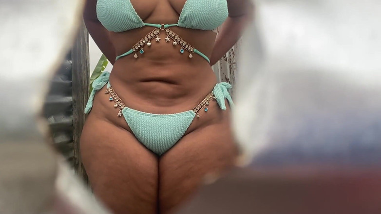 pampammedallo: 탈의실에서 과시하는 소녀들 리얼 비디오