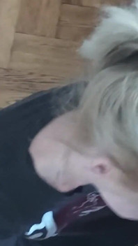 Kompilasi milf amatur blowjob dan deepthroat buatan sendiri dengan pancutan mani