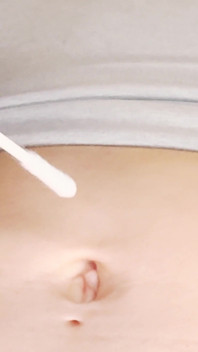 Vedere la persoana 1 - venerarea buricului: Mia Hope explorează Mars Solo belly Button