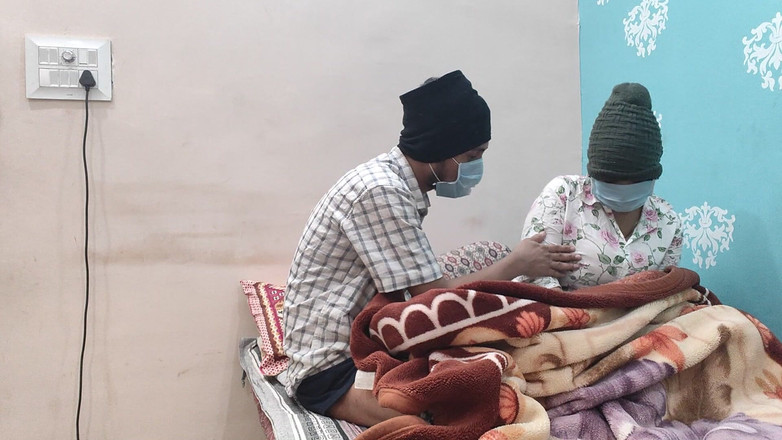 Crystalcouple: 家に帰った後、メイドとセックスした