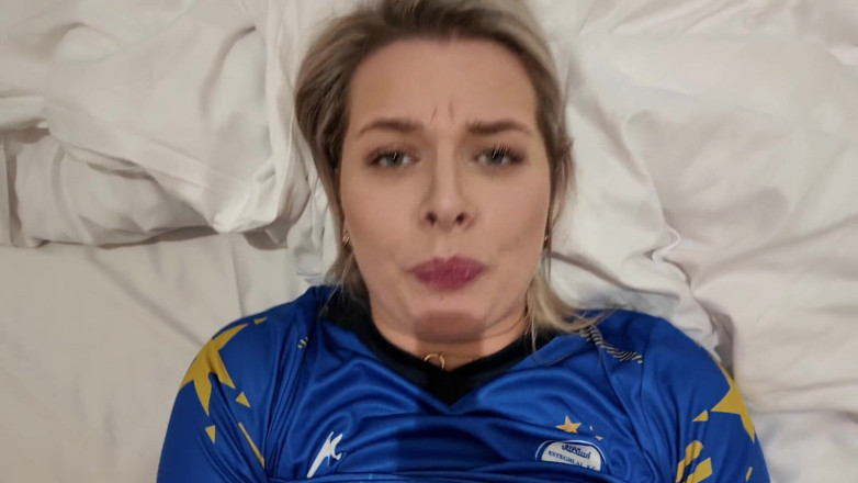 Amateur Homemade Porn: Bystig styvmamma knullad av sin 19 år gamla styvson