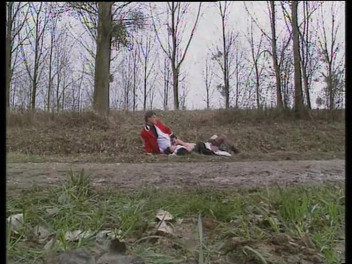 Pornos and Movies with big Huge and GangBang: Förförisk brud i spetsstrumpor suger kuk hungrily