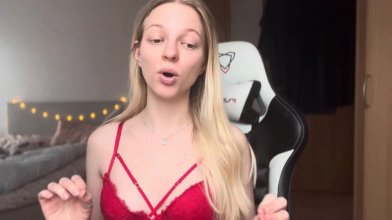Goddess_Bella_Rae: Pourquoi tu es un esclave femdom ?