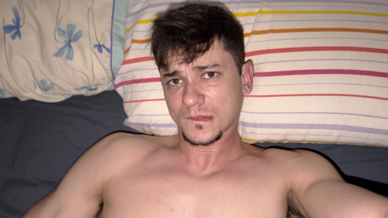 Tommy Cabrio: He Fucks a Model at Home and Records It