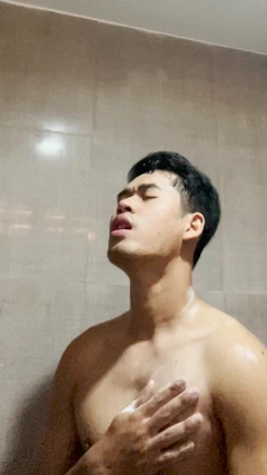 Ron solo in bathroom