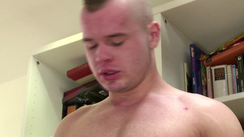 Macho Guys: Fuck his ass and watch him enjoys in the mirror