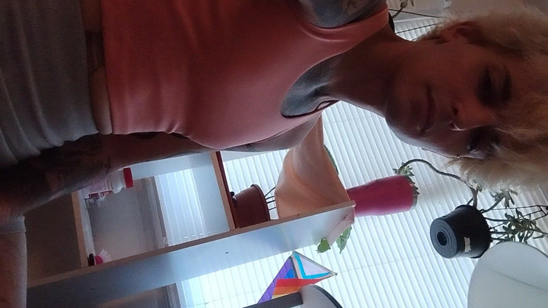 Vovxxx: Finishied All Over My Self