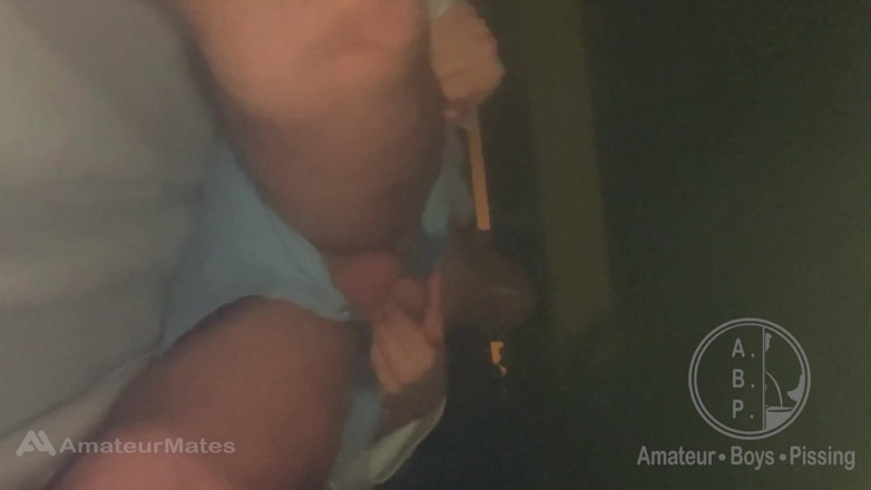 AmateurBoysPissing: Want to Get Pissed on by an Amateur Boy?
