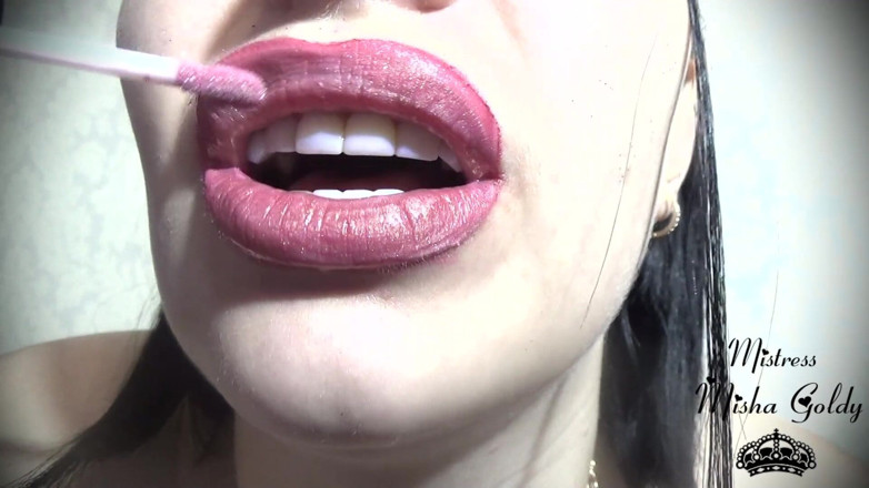 Goddess Misha Goldy: Pink-golden lip gloss fetish &amp; worship