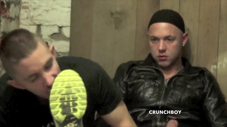 Sneaker gay: Badboyf fucked by straight Arab master with sneakers domination