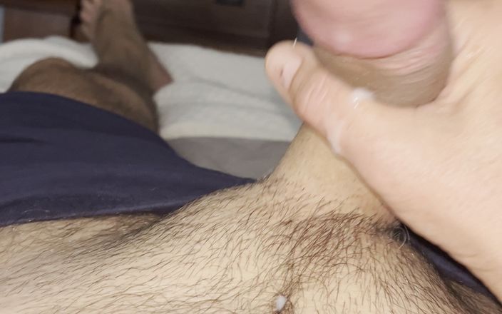 VinoFino69: Ngusap memeknya buru-buru