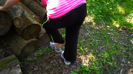 Bouncy Tits Action: सत्र Im Wald