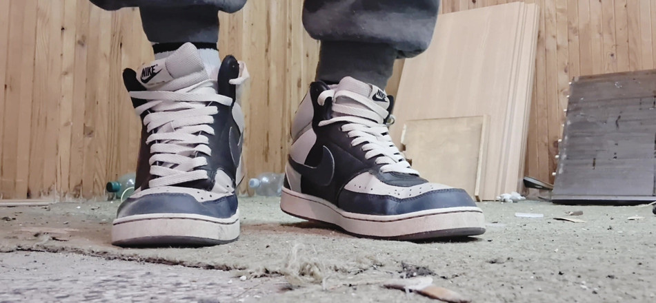 jerkofflover: Nike schoenen aan mijn voeten