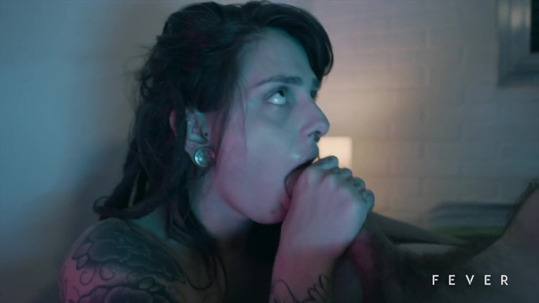 Fever Films: Blowjob dan deepthroat dengan dread panas