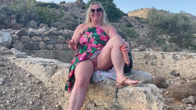 Lena Cox: Horny Wife Outdoor Squirting Masturbation - Nympho Wife Real Orgasms