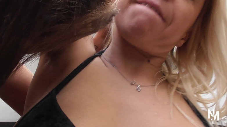 Princess Nikki - My Lesbian Fetish Clips: 超级热辣的熟女舔她最好的朋友的腋窝