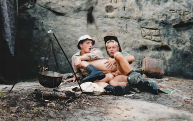 AYOR studios: 마크 비달과 두 명의 등산객