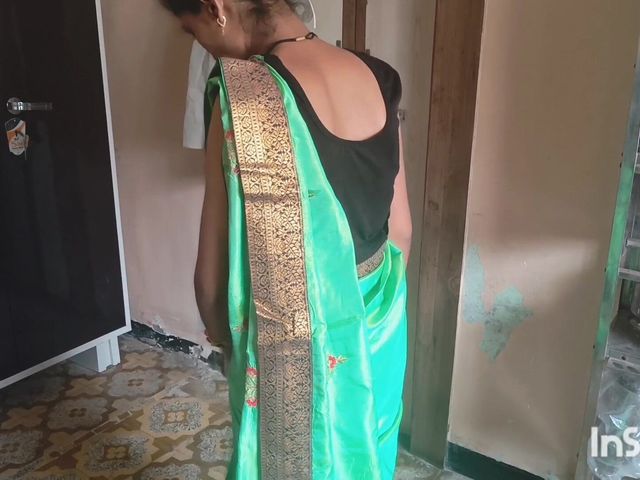Shivani in Green Saree Getting Ready for Sex. Part 1. (Indian new couple)