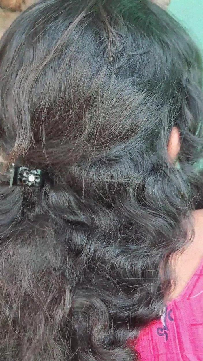 Trilokinath: 야외에서 섹스하는 마을 여친과 남친