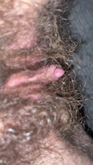 Cuteblonde666: Hairy pussy closeup