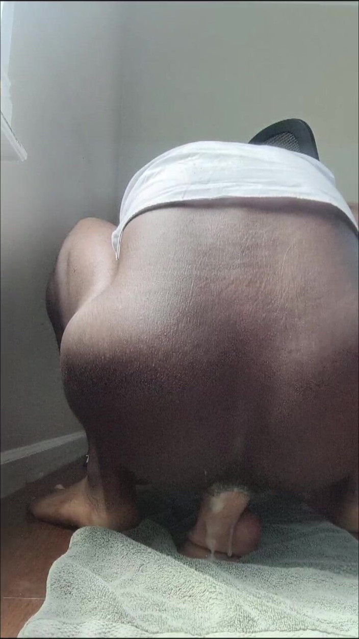 DaBlackFemboy: Femboy Addicted to Creamy Orgasm