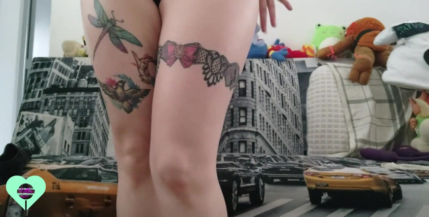 Candy Camille: Našel jsem kondom s spermatem mého nevlastního bratra a použil...