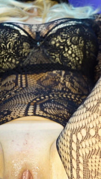 Fisting Squirting Dalam Lima Cincin Bergetar amatir MILF Bodystocking Aneh