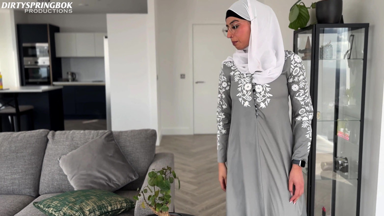 Aaliyah Yasin: Innocent Maid Aaliyah Yasin Discovers Sex Toys