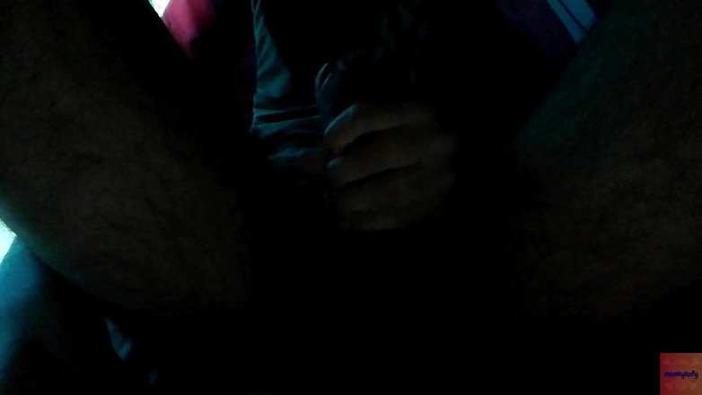 monkylufy: Masturberen op een Hentai-video