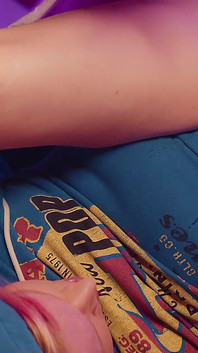 Si mangia da solo la sborra 4k