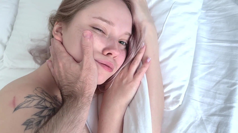 LesanaMild: 18-letnia dziewczyna po imprezie