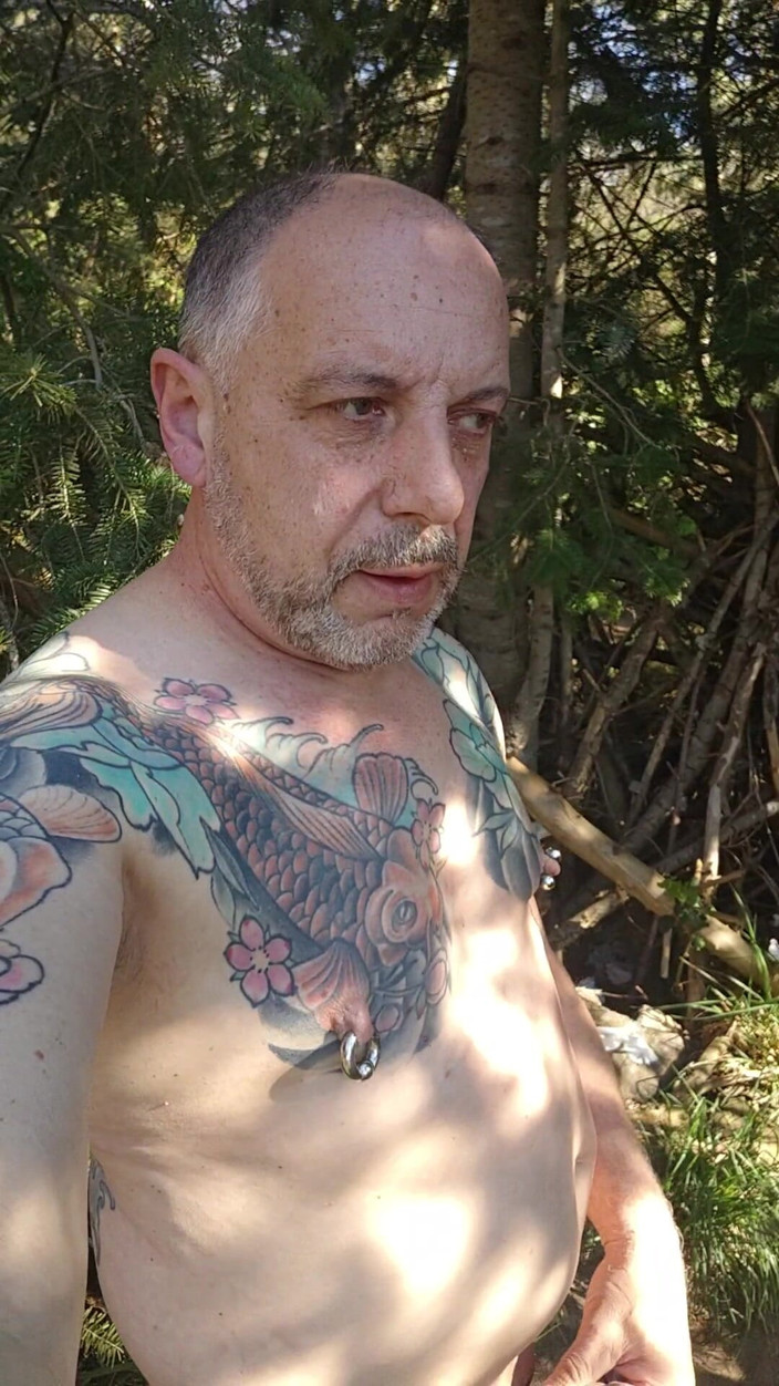 sls-frank: Sls-frank Squirt From My Subincision at the Parking Lot Am...