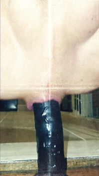 Anal Dildo Home