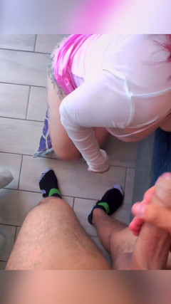 Kate jenn: 隣人のトゥーロンが私の小さなものを壊し、終わりを見るのを待つ