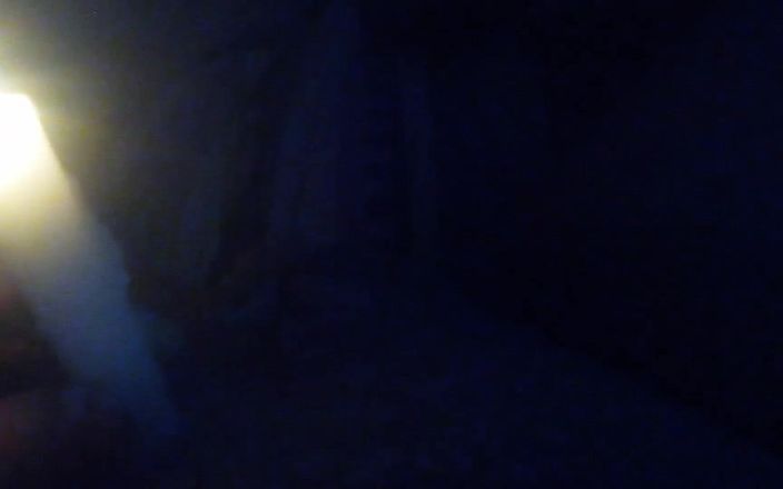 kinkylittledickie: Aku muasin memekku pakai lilin di kontol kecilku yang super...