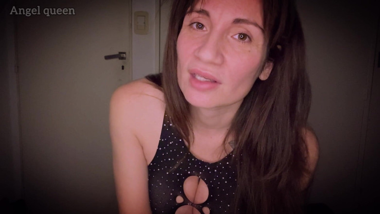 AngelQueen: Tu Mamá Embarazada Te Enseña a Obedecer (pegging Session)