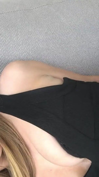 Lilly, Alina & Latina trong: Nữ cảnh sát Alina phục tùng tội phạm Lilly, nhưng rơi vào ly hợp của accomplice latina! 