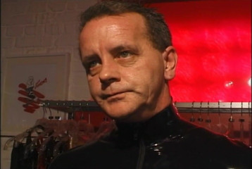 Absolute BDSM films - The original: Jak ubrać się na BDSM