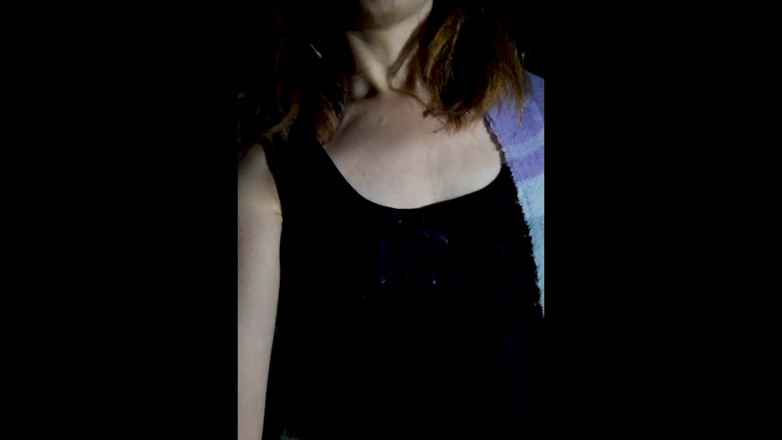 Petite Asian hefburg: Japanese Teen Secretly Sucks Big Dicks at Night