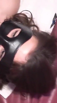 Mager babe steffi slampa med mask blir gruppknullad P4