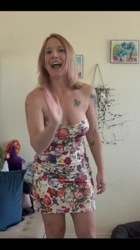  Can't Stop Cumming to My Stepmom