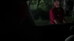 Indiana esposa com estranho no carro com marido dirigindo p1