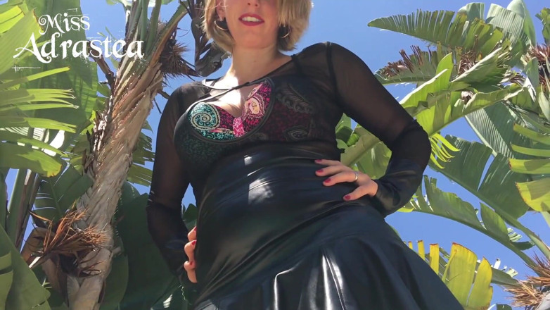 Miss Adrastea: Porra nos meus saltos, punheta