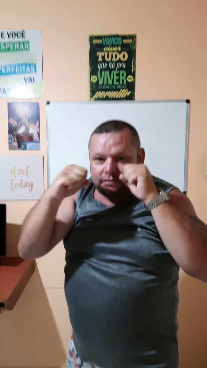 Punchbagplz: Caça bulldozer dominando você