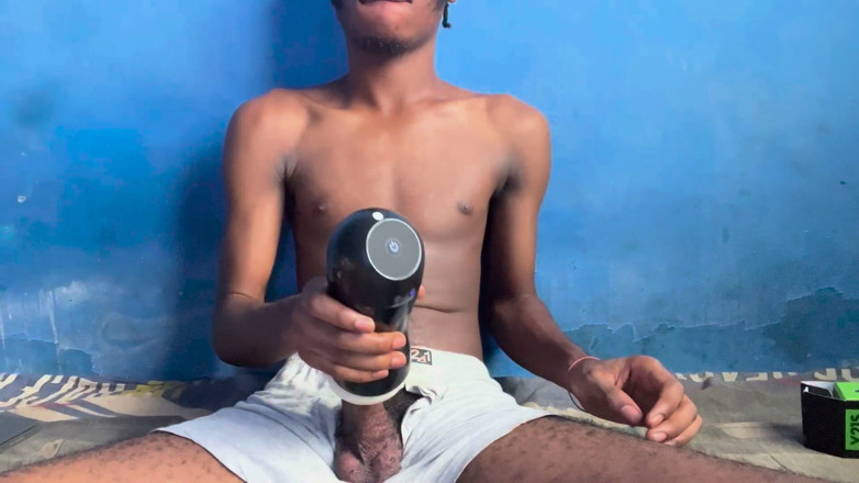 Mrinnocent69 Solo: Mi diverto al meglio con la mia figa torcia