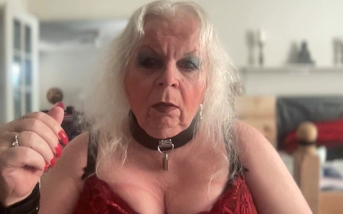 Constance: Rauchen in halsband