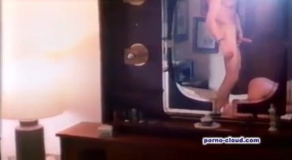 Porno Cloud: Hollywood yıldızı Karin Schubert sikişiyor DVD