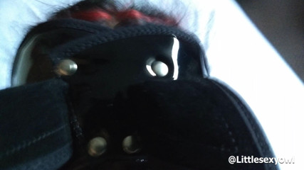 Littlesexyowl: Wow! Dia tahu bagaimana membuatnya bagus. Remaja yang luar biasa....