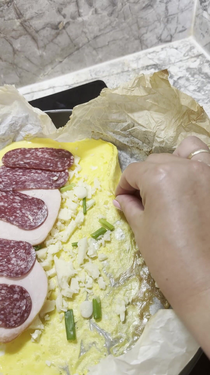 Young_strawberry: 오믈렛 시도 2 구운, 맛있지만 여전히 못생긴