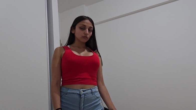LoverDevilx: Chị kế vú to muốn bú cu của tôi